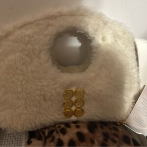 Kooreloo
Mini Ring Faux Shearling Tote Bag